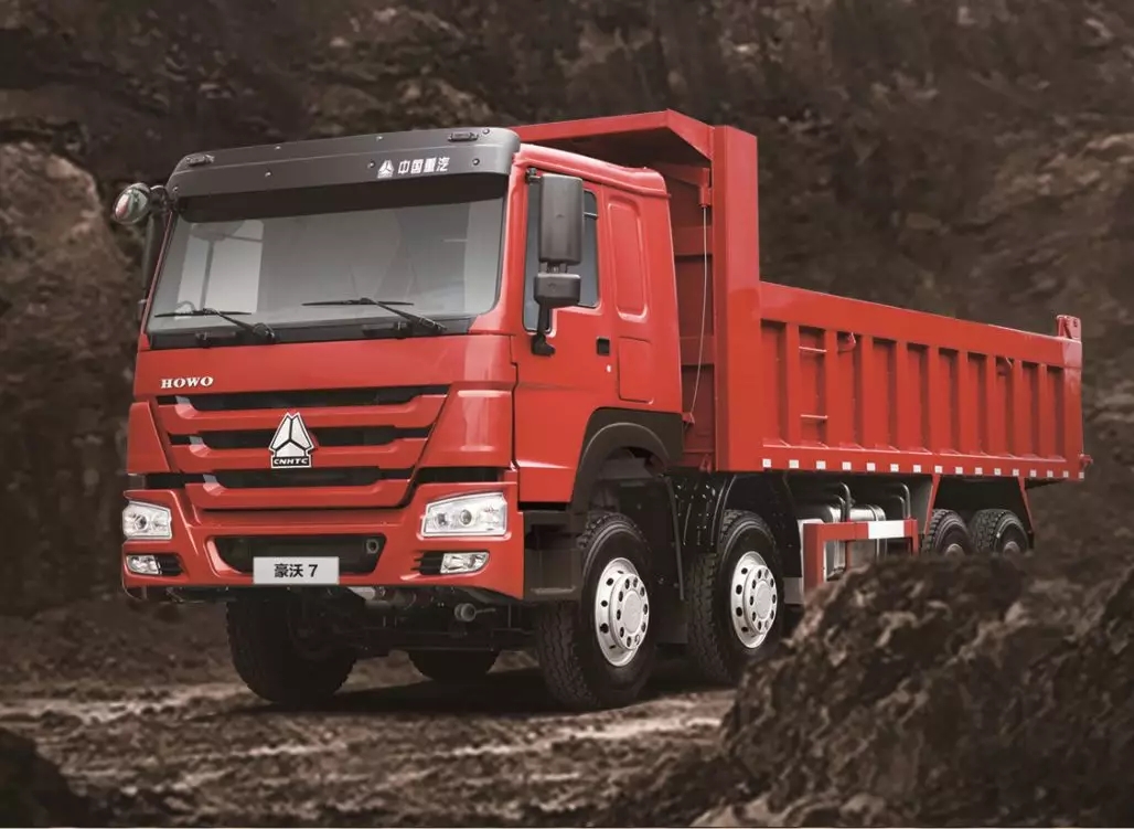 440-horsepower-howo-super-power-8-4-dump-truck-sinotruk